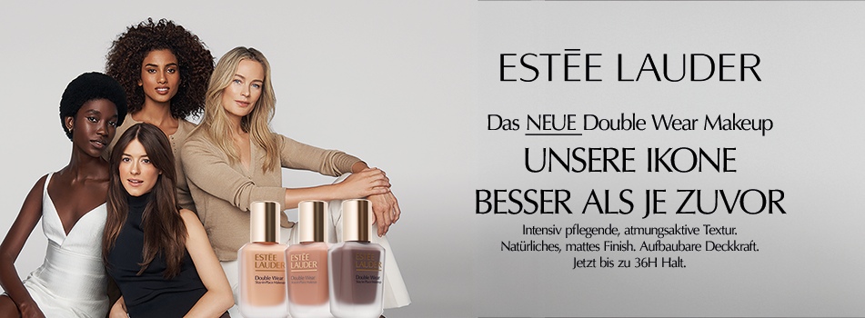 Werbebanner von Estée Lauder für Double Wear Make-up: Vier Frauen mit unterschiedlichen Hauttönen posieren vor hellem Hintergrund. Daneben stehen drei Flakons des Estée Lauder Double Wear Make-ups. Text im Bild: ‚Das neue Double Wear Makeup – Unsere Ikone besser als je zuvor. Intensiv pflegende, atmungsaktive Textur. Natürliches Matt-Finish. Aufbauende Deckkraft. Jetzt bis zu 36H Halt.‘